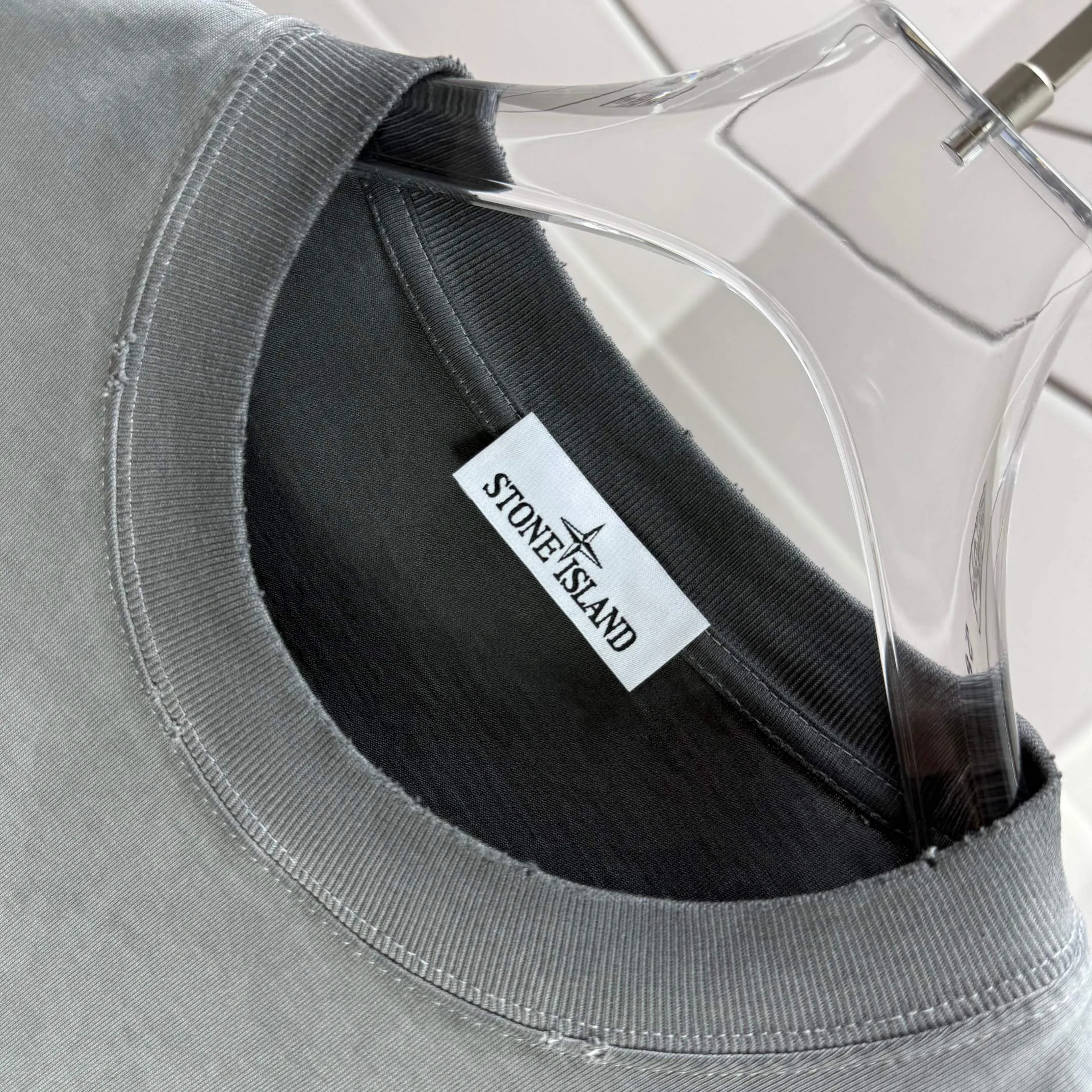 P160 Ston* islan* 石*岛 2025 autumn and winter new style, washed and worn 320g round neck short-sleeved tee, loose version for men and women, color: washed black, washed white, washed gray, washed brown gray Size: S M L XL XXL Size: S (90-130 catties) M (120-150 catties) L (140-165 catties) (160-180 catties) XXL (180-210 catties)